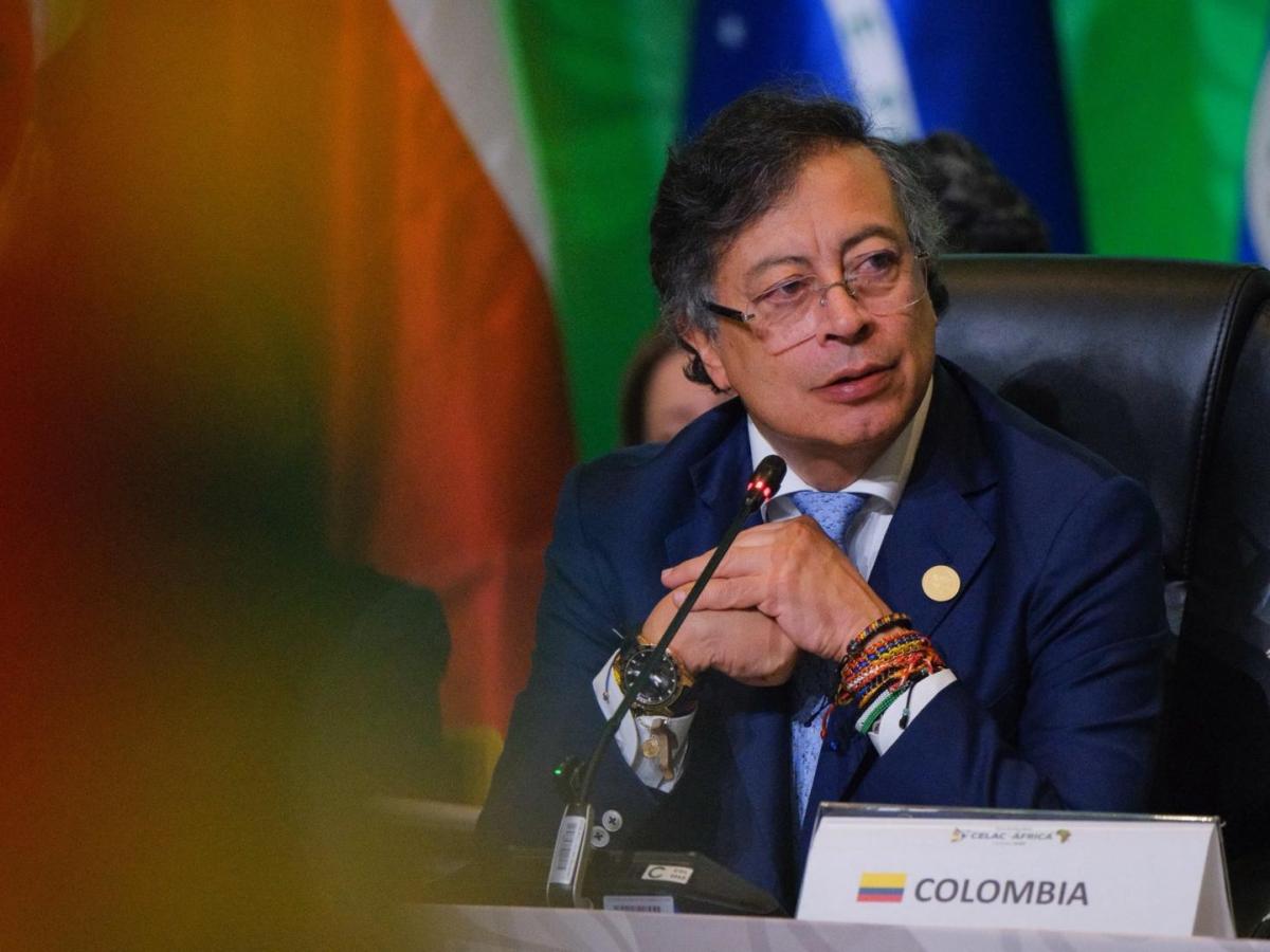 Petro pide un cese al fuego inmediato en Medio Oriente durante el Foro CELAC-África