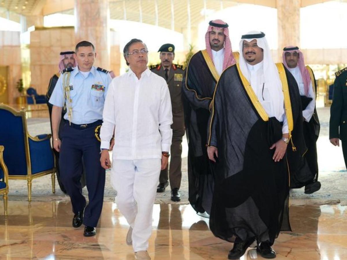 Petro en Arabia Saudita: Colombia no se bloquea se abre a todo el mundo