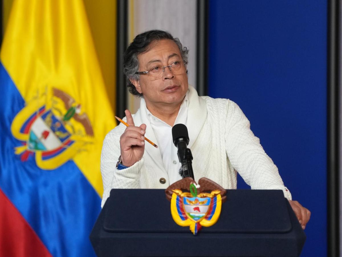  Petro liderará Comisión Asesora de Relaciones Exteriores