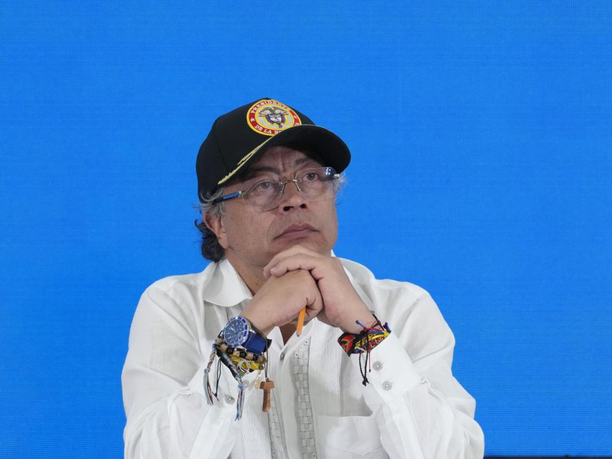 Petro rechaza aumento UPC 2026 propuesto por  Acemi