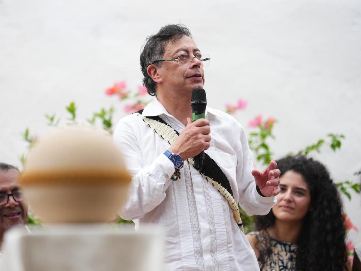 Petro sobre propuesta reducción del Estado de Abelardo de la Espriella