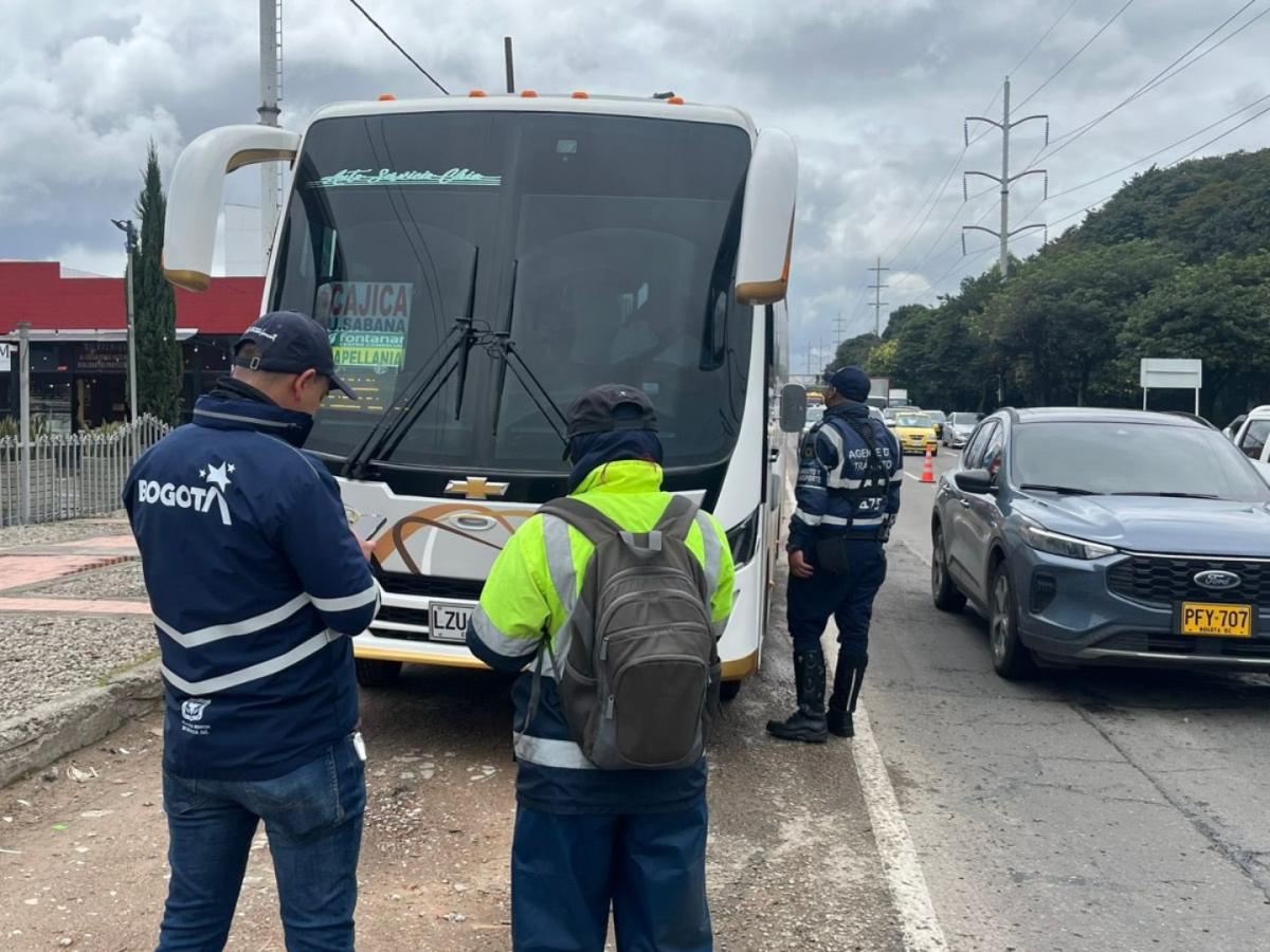 Pico y placa Bogotá HOY: 10 al 14 de noviembre 2025