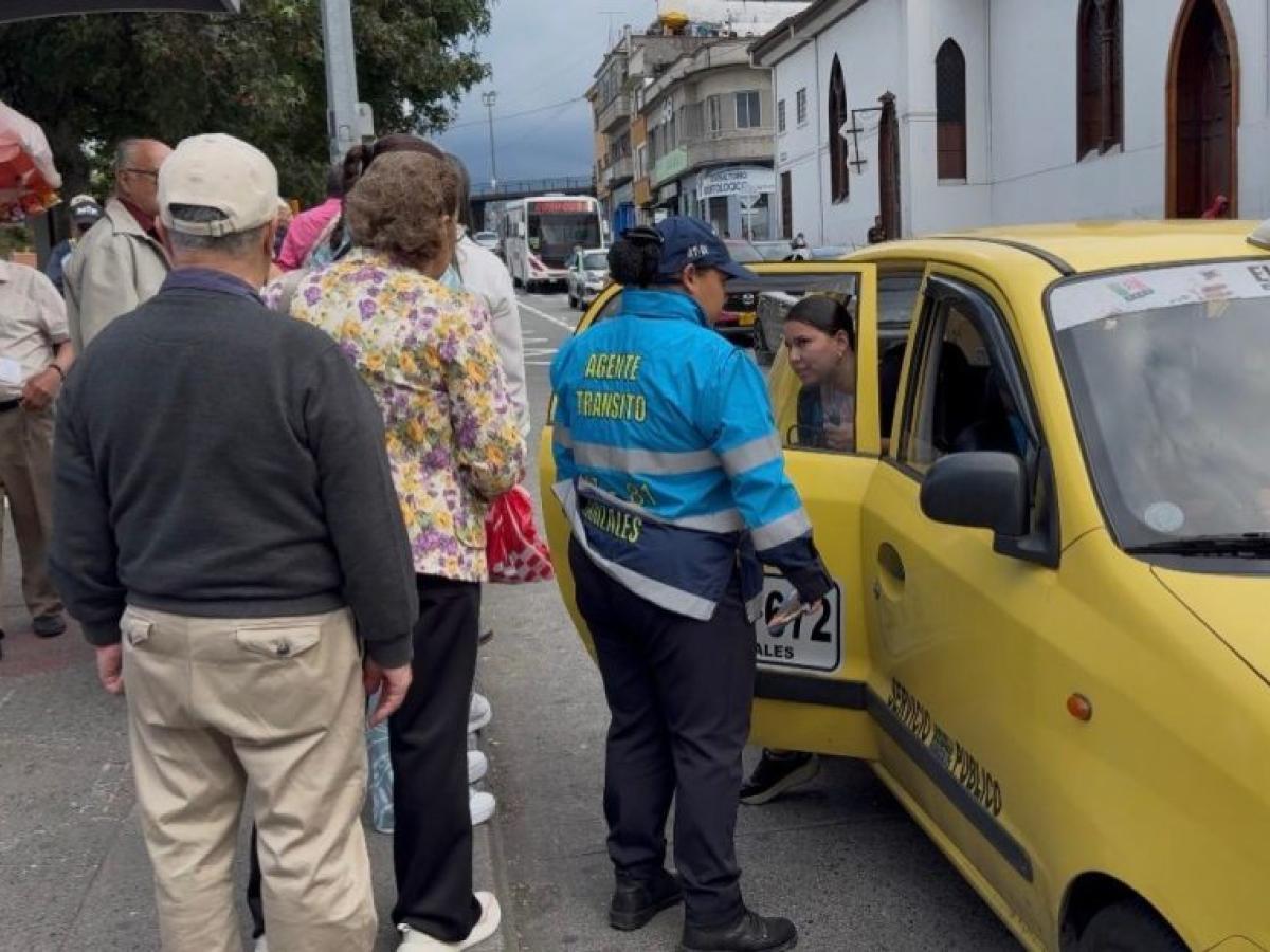 En Pereira la restricción opera de 6:00 a. m. a 8:00 p. m. con vías exentas; en Armenia rige de 7:00 a. m. a 7:00 p. m. para todo el perímetro urbano según el dígito.