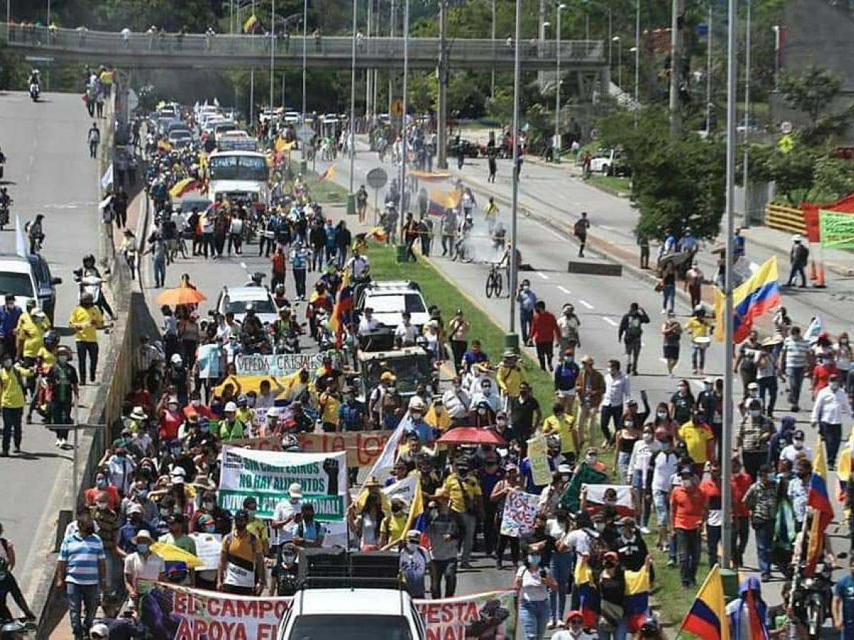 Santander: manifestantes bloquearon vías en Piedecuesta y Floridablanca  