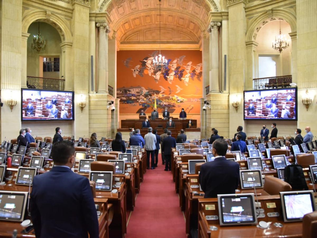 Cámara de Representantes pacto sesiones 2025