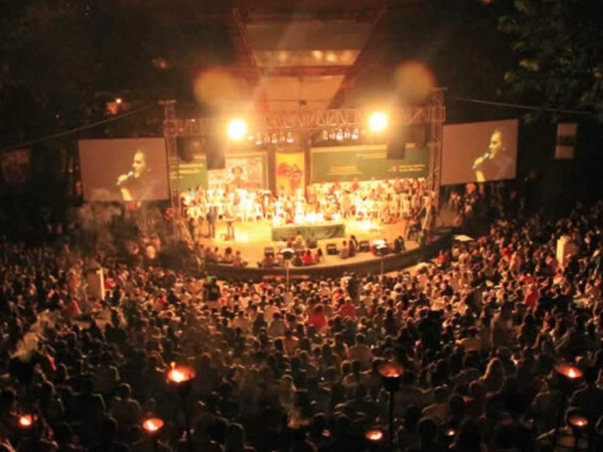 Concejo de Medellín pone en riesgo la continuidad del Festival Internacional de Poesía