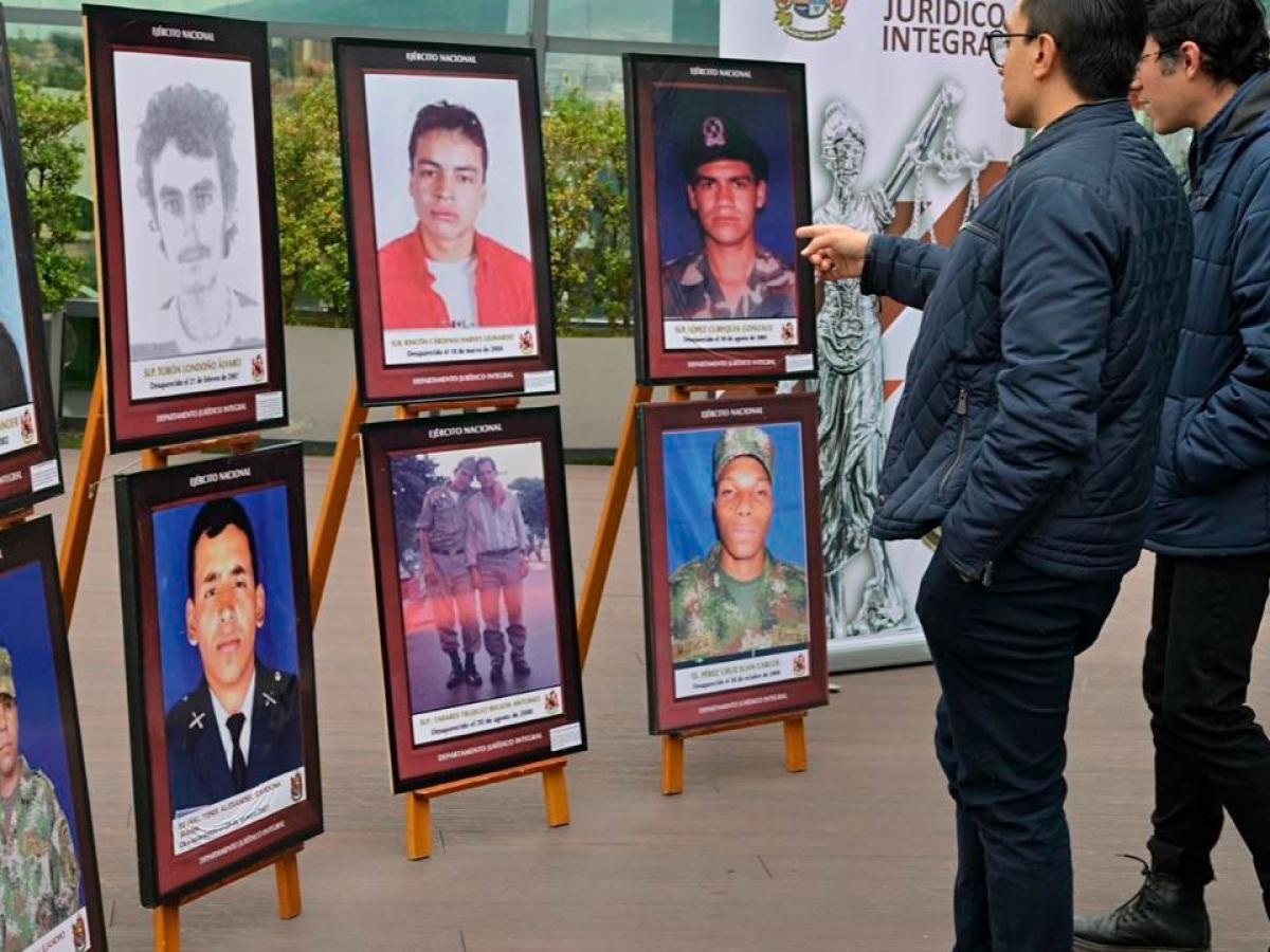 Gobierno busca a policías y militares desaparecidos en el conflicto armado