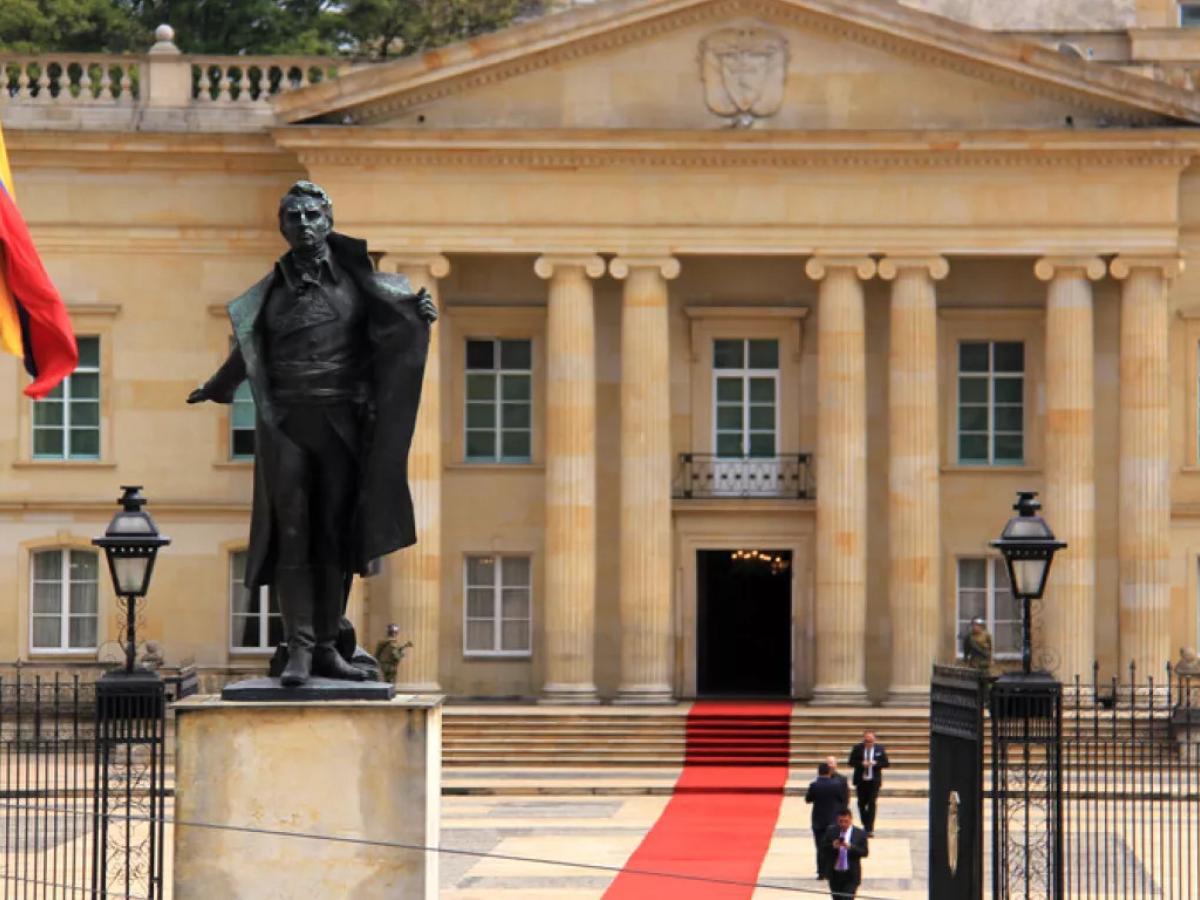 Desaparición de computadores de Consejería para las Regiones