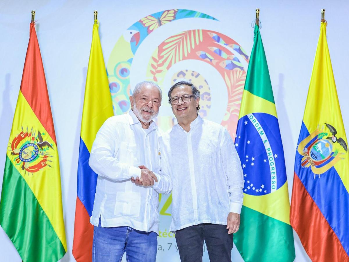 Presidente Petro aclara que en su llamada con Lula acordaron promover la paz en medio oriente