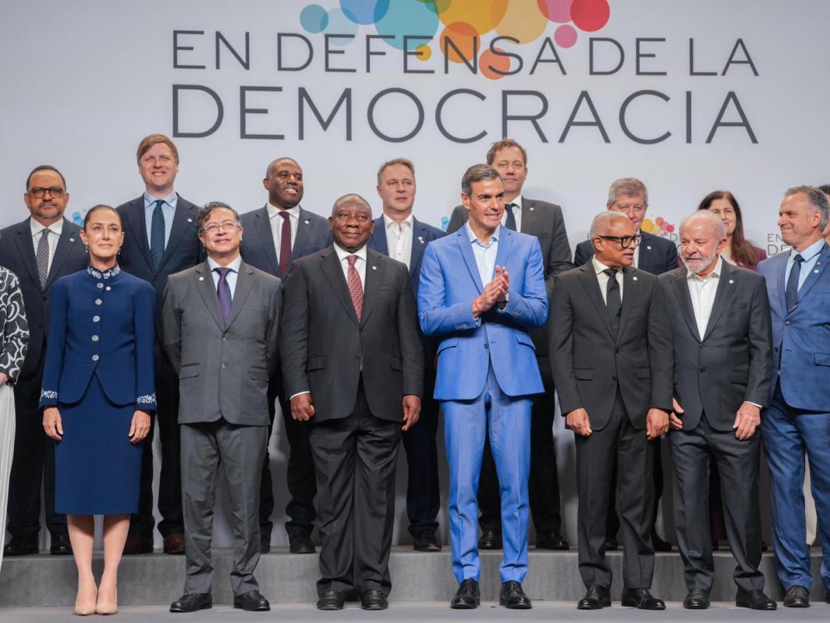 Presidente Petro llama a una acción global ante los riesgos para la democracia