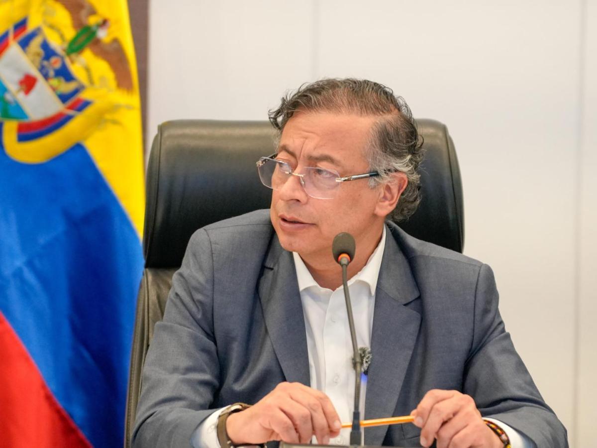 Profesor Universidad Nacional Detenido en Serbia: Gustavo Petro Exige Explicaciones