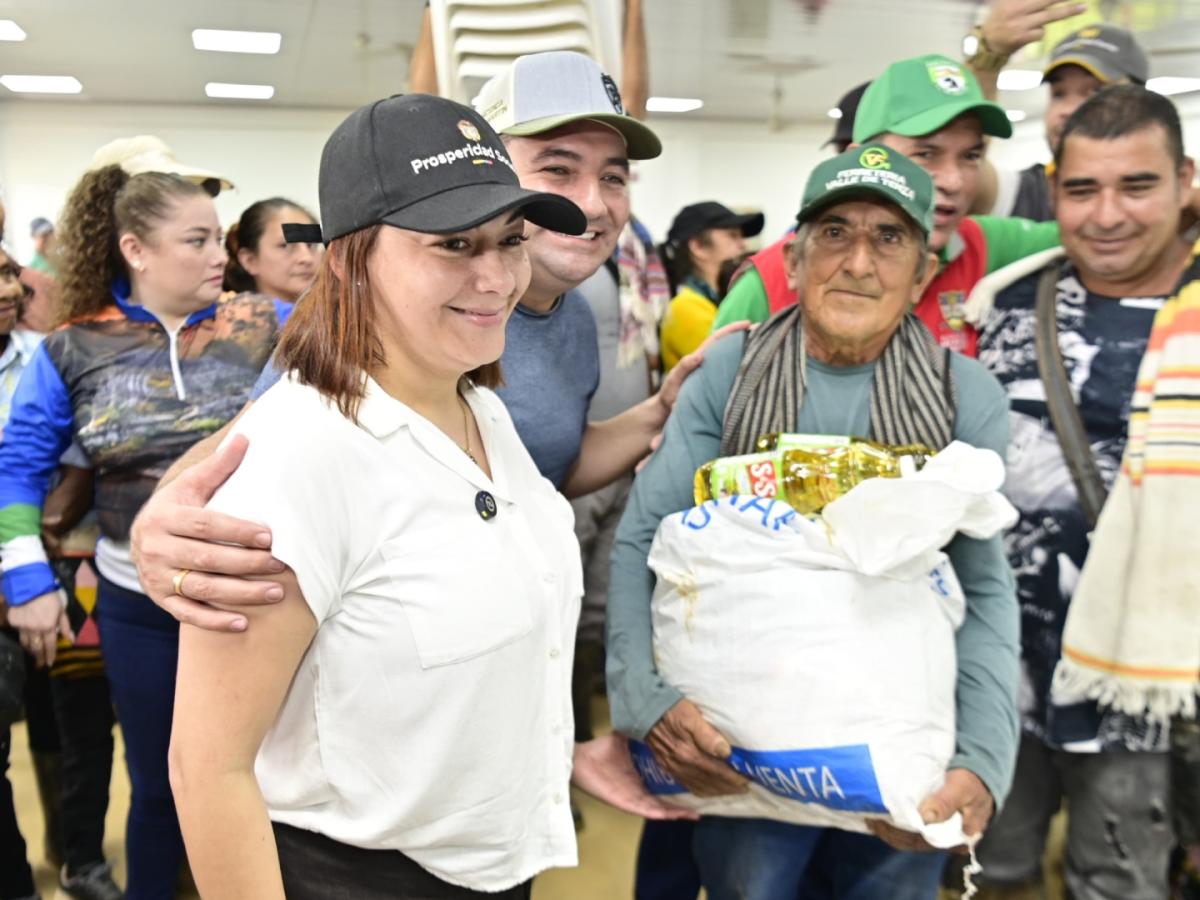 Gobierno entrega ayudas humanitarias en Guaviare por emergencia invernal