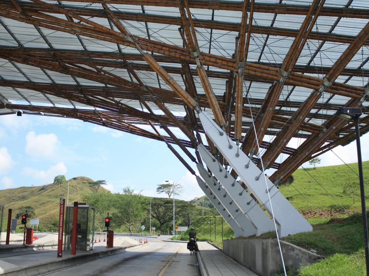 Quindío exige entrar a negociación de Autopistas del Café y piden rebaja de peajes