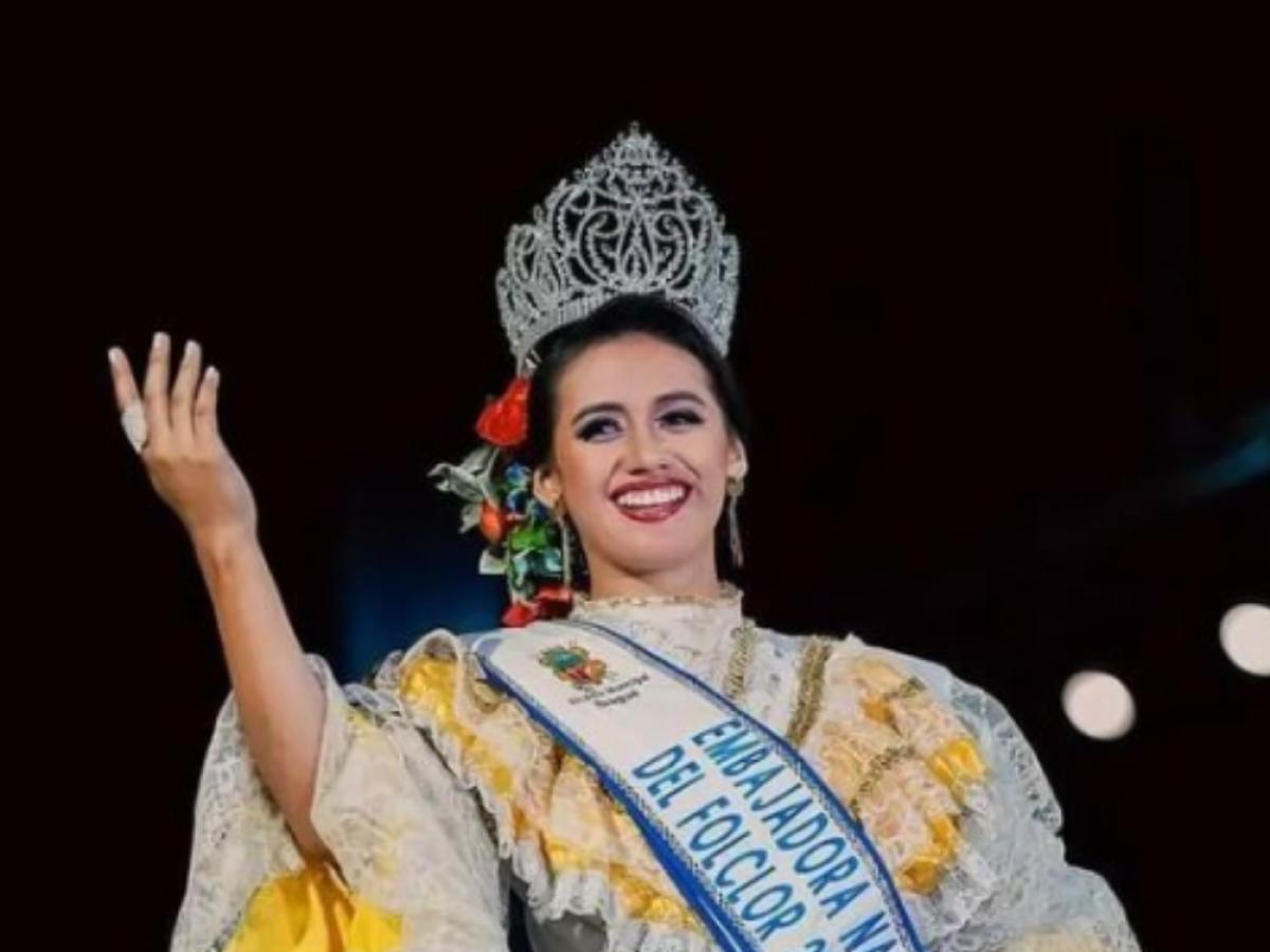 Nikol Salazar es la nueva Reina Nacional del Folclor 