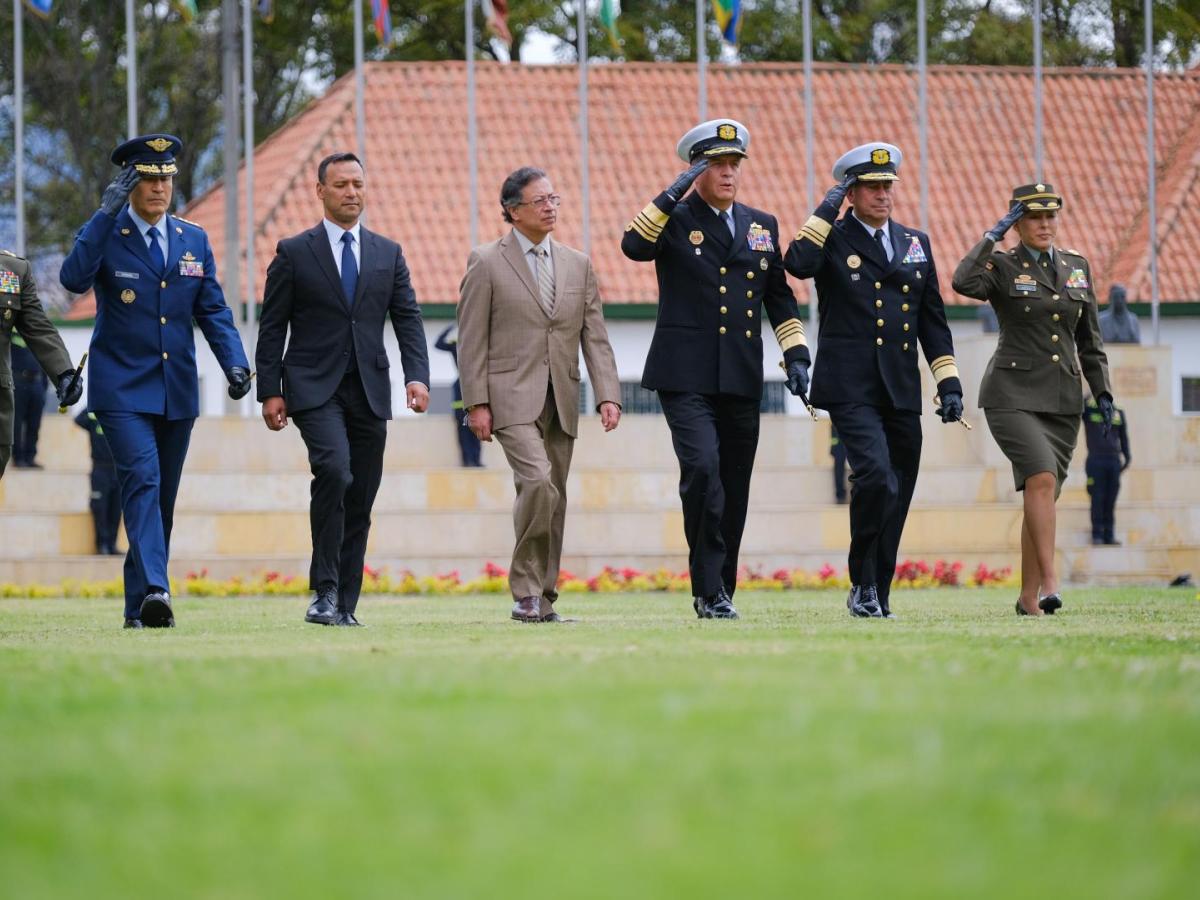Reforma ascensos Fuerzas Militares: Petro propone sistema por mérito