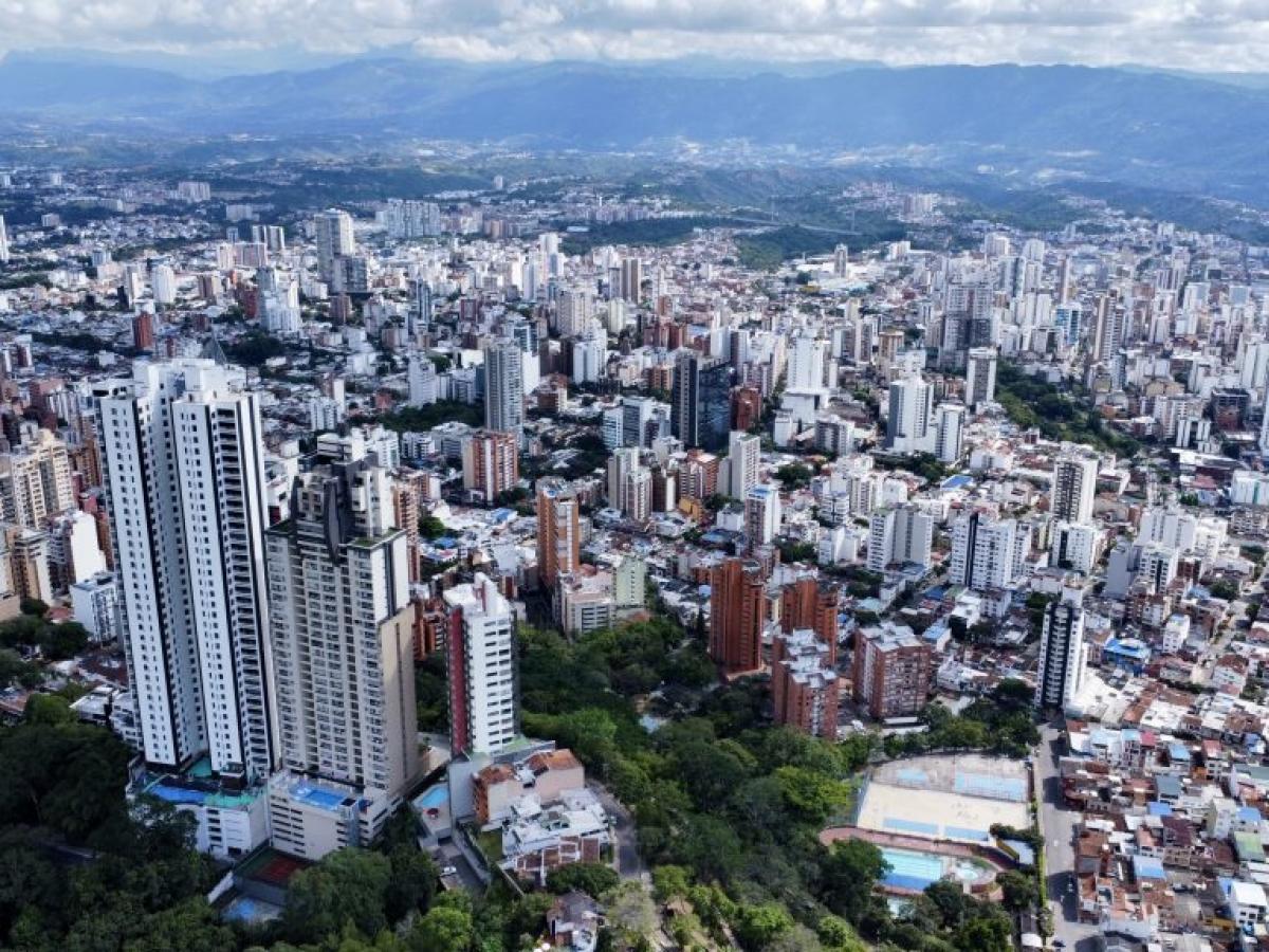 Pico y placa Área Metropolitana Bucaramanga: 26 a 30 agosto 2024 
