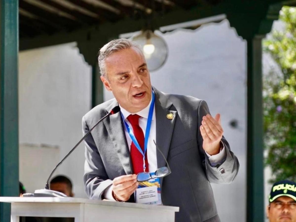 Procuraduría suspendió, provisionalmente, al gobernador del Quindío