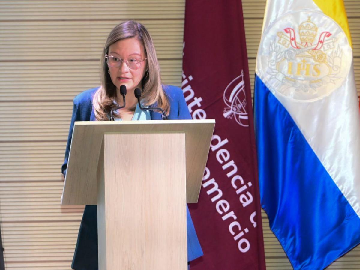 SIC investiga envío de mensajes políticos sin autorización de usuarios 
