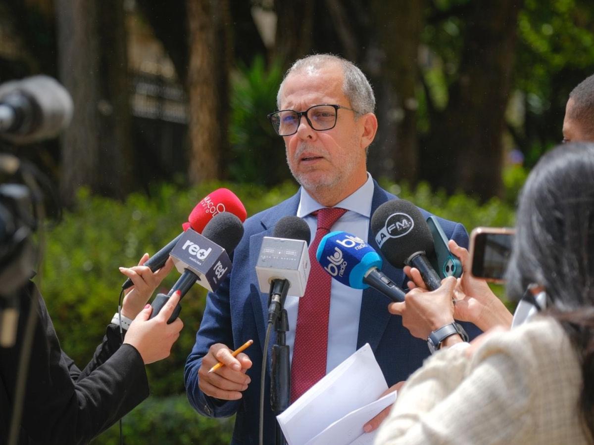 Gobierno garantiza pasaportes en Colombia con nuevo convenio entre Imprenta Nacional y Portugal