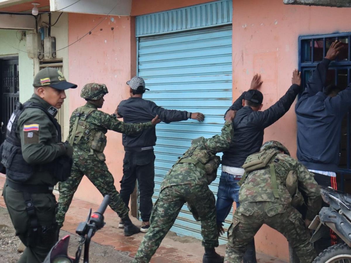 Ejército rescata a uniformados secuestrados en El Tambo, Cauca, tras presión de Operación Justicia