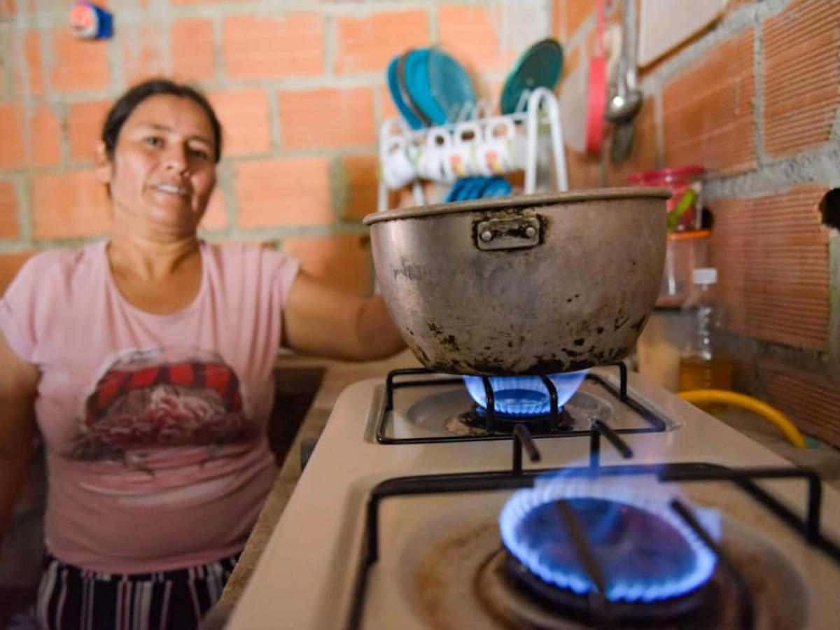 Superservicios alerta que precios del gas en Colombia superan en 199 % el referente internacional Henry Hub