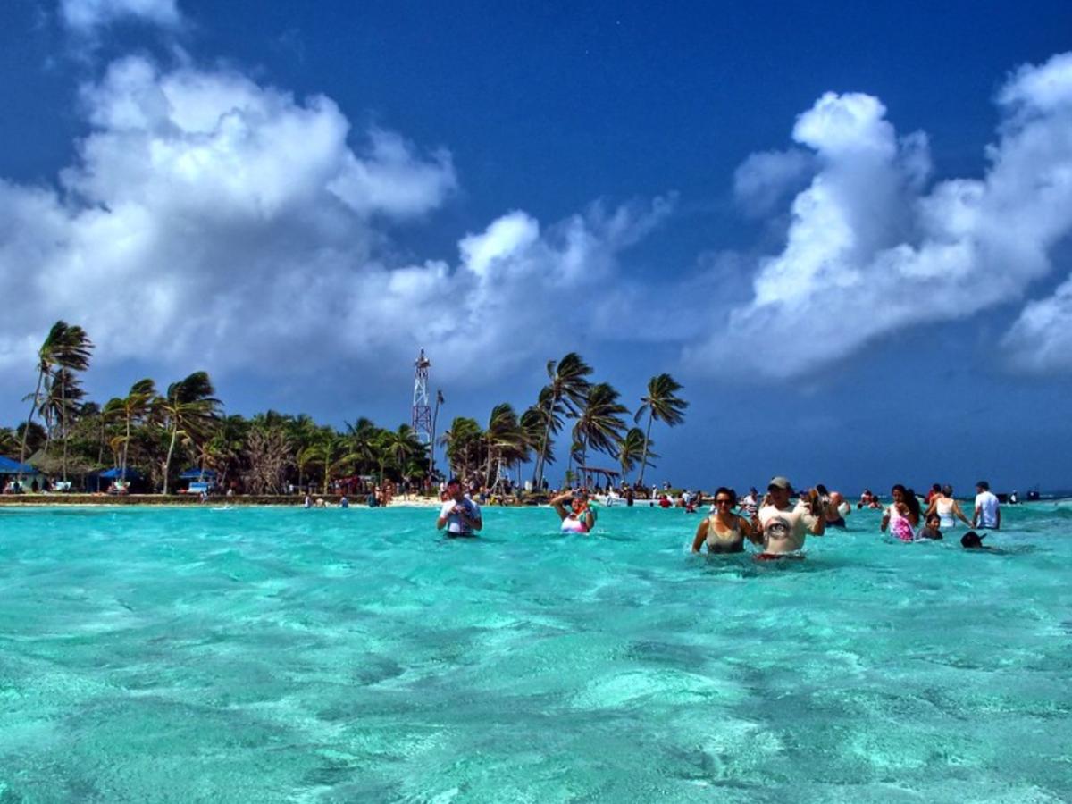 Temporada de vacaciones Colombia espera 7,4 millones de viajeros