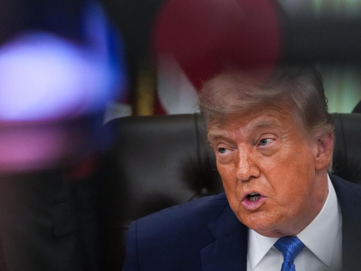 Trump dice que tomará el petróleo de Irán
