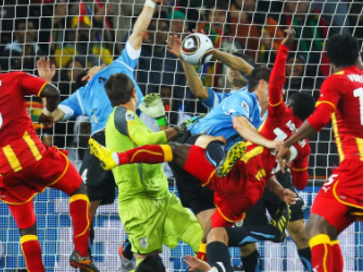 Luis Suárez: Uruguay- Ghana 2010