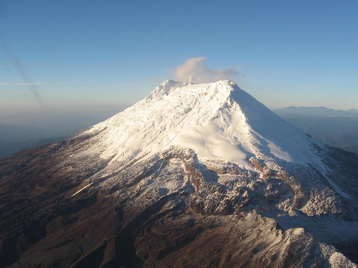 Volcán Nevado del Huila: baja actividad sísmica y de emisión de gases