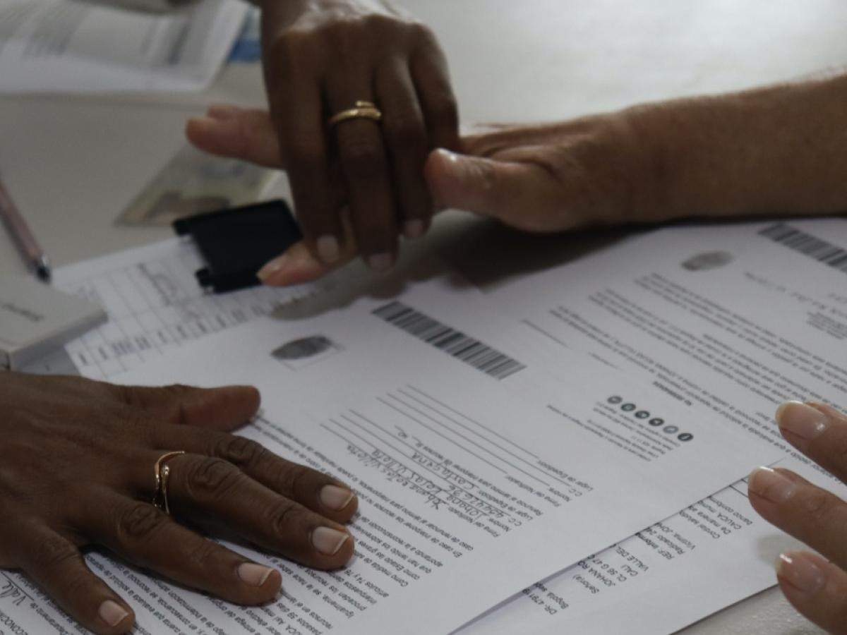 Gobierno indemniza a 800 víctimas del conflicto en el Valle