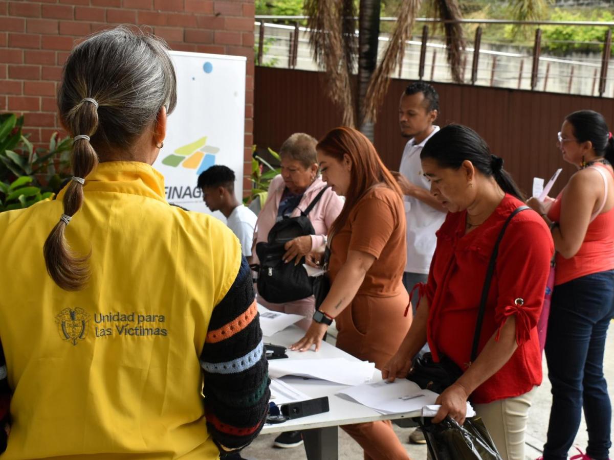 Más de 1.400 víctimas del conflicto armado en Antioquia fueron indemnizadas en 2025 con más de $11.600 millones