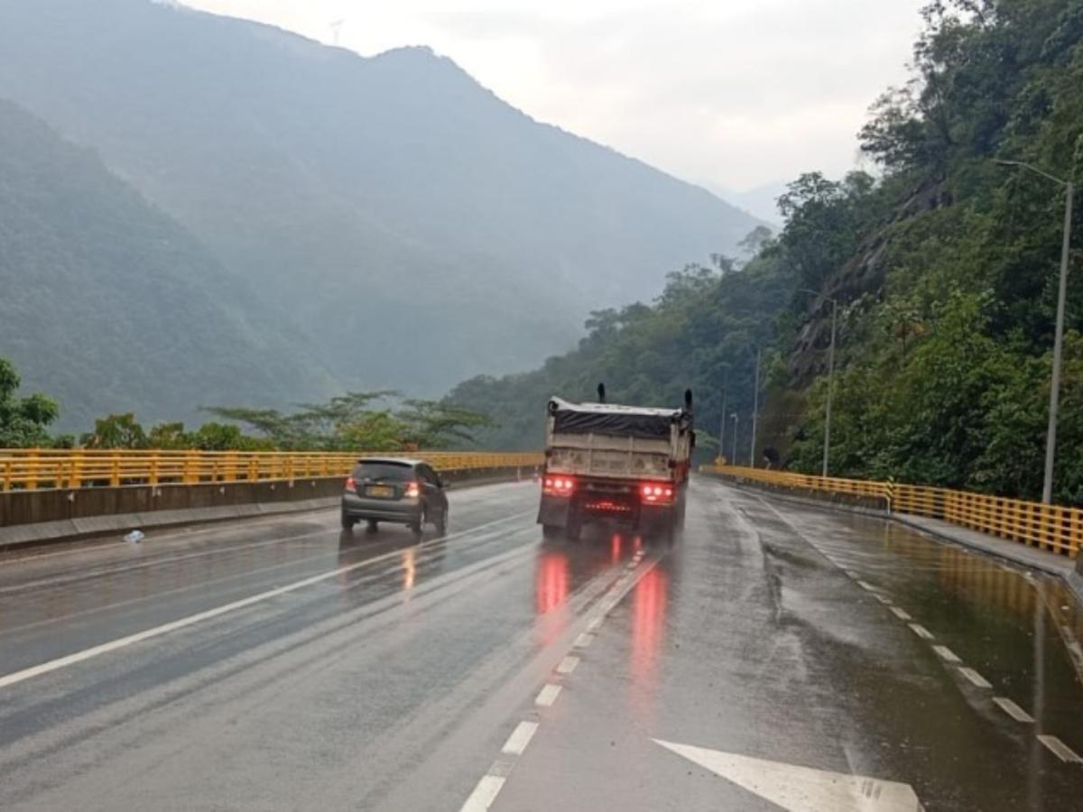Vía Bogotá - Villavicencio restricción fin de semana y puente | pico y placa