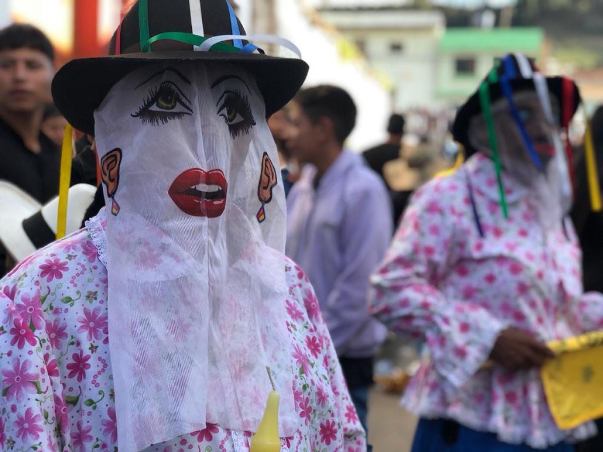 Tesoros culturales de Funes: Las encantadoras mojigangas en honor a San Pedro en Nariño