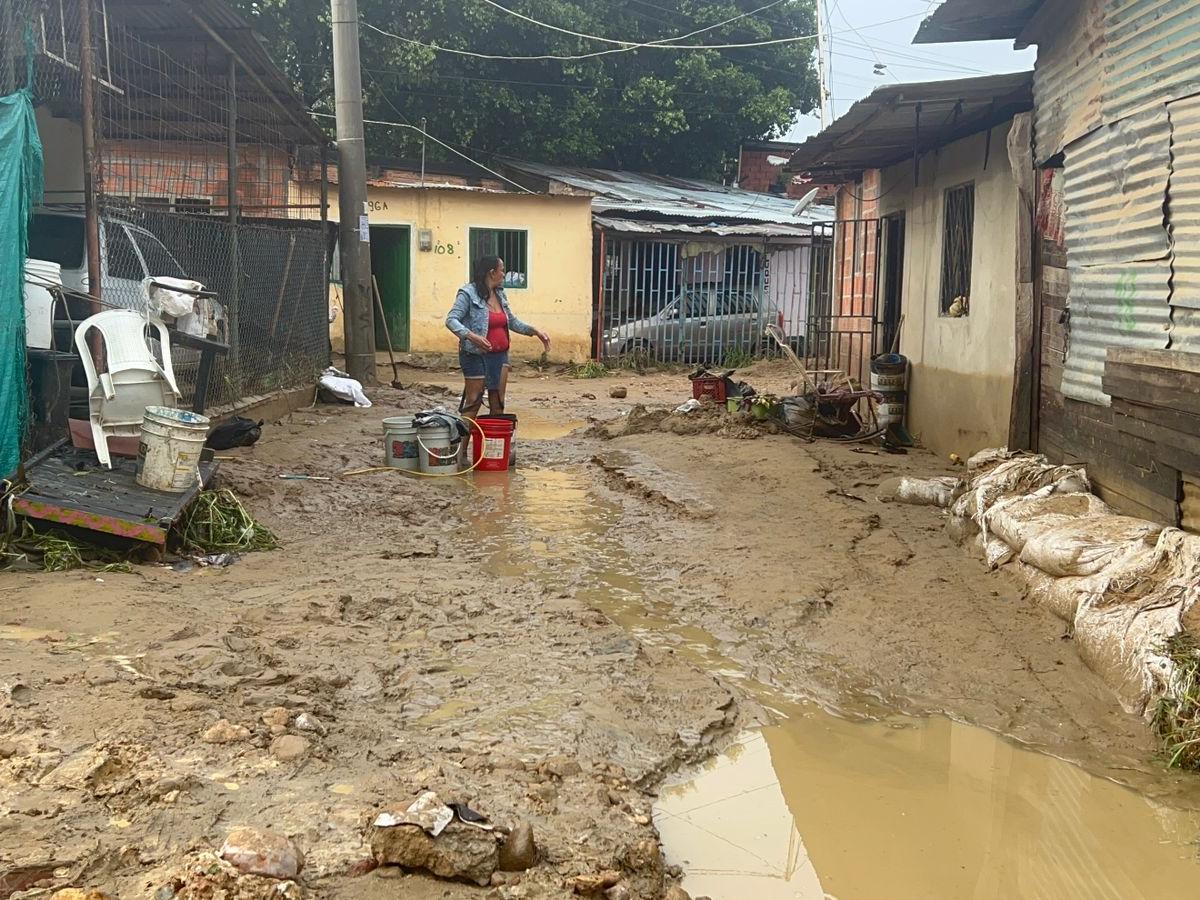 Lluvias en Santander: el río Girón se desbordó y afectó a más de 100 familias