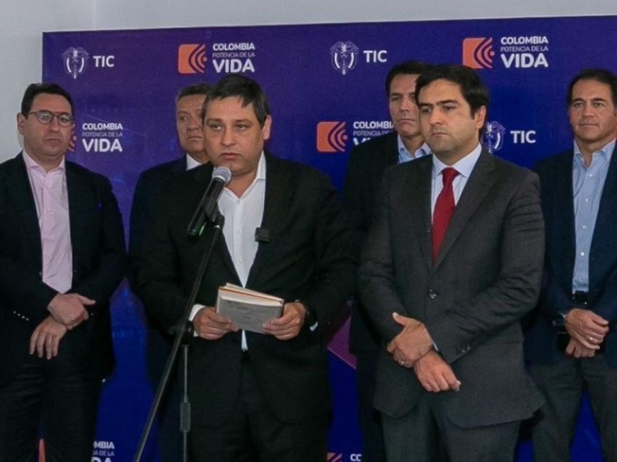 MinTIC y operadores de telecomunicaciones sellan acuerdo por la conectividad del país con una inversión de $3.5 billones