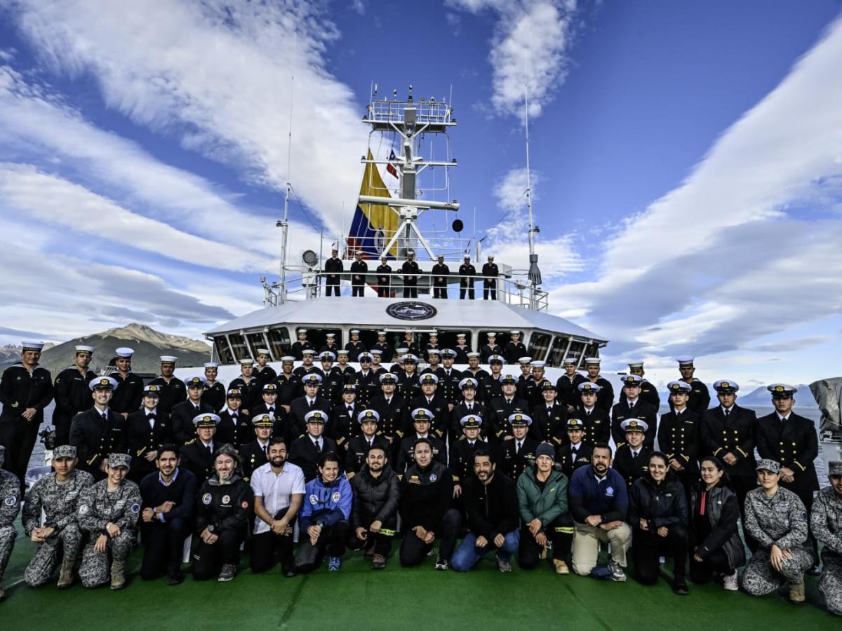 ¡Todo un éxito! La Armada colombiana culminó la décima expedición a la Antártida