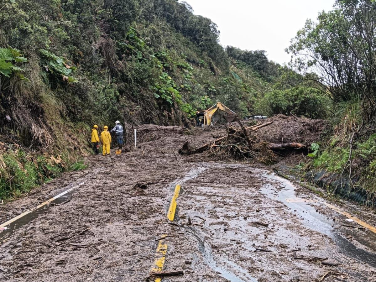 Derrumbes ocasionan cierre de ingreso a Parque Los Nevados
