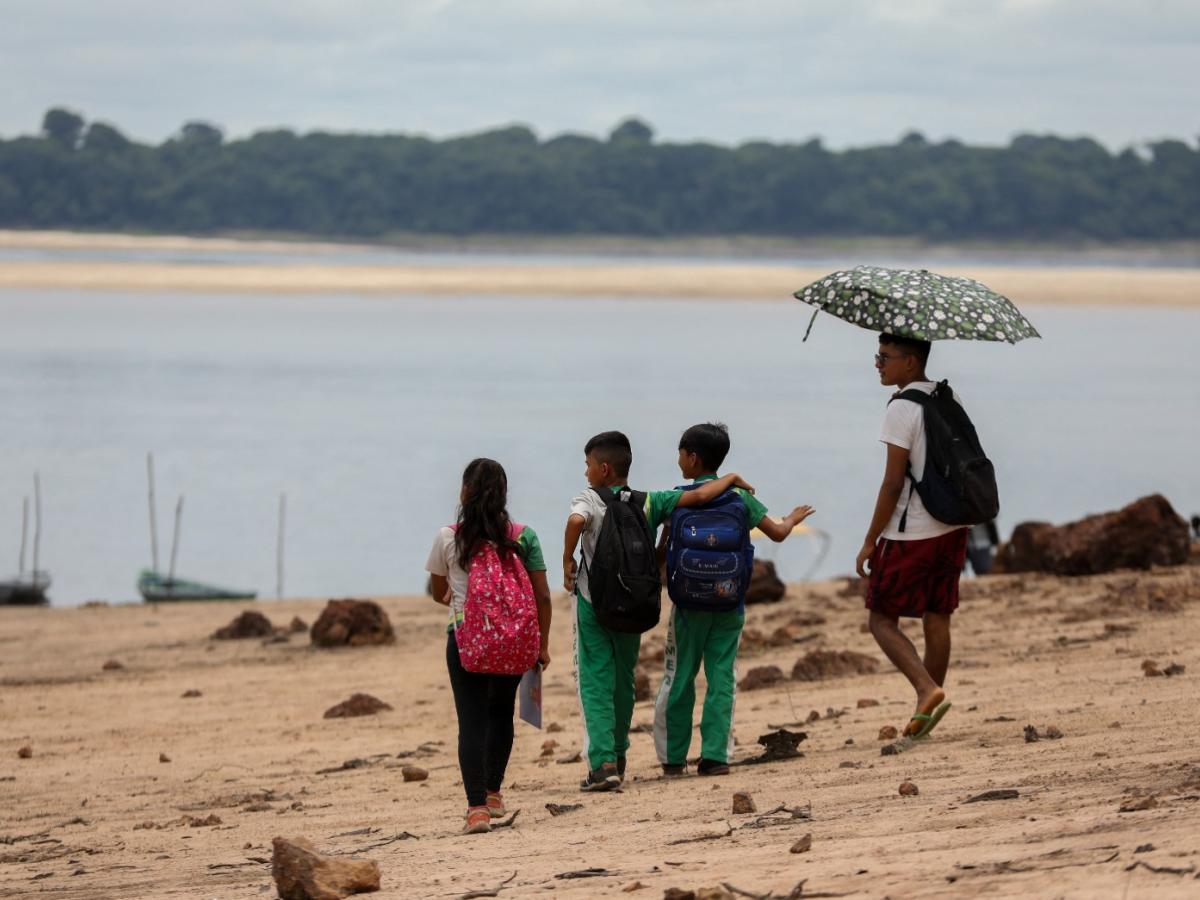 Más de 420.000 niños afectados por la sequía extrema en la Amazonía, dice Unicef
