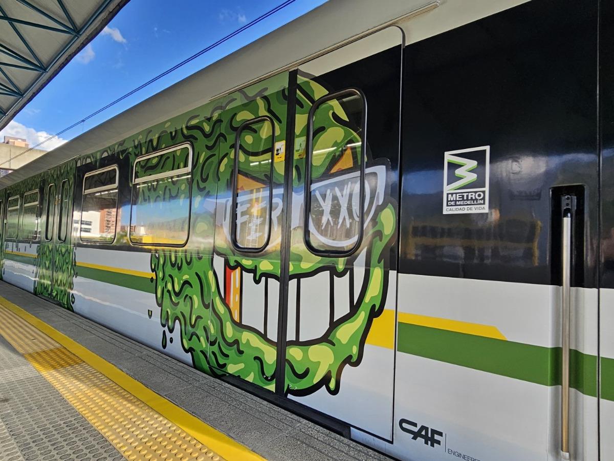 Metro de Medellín, horarios diciembre
