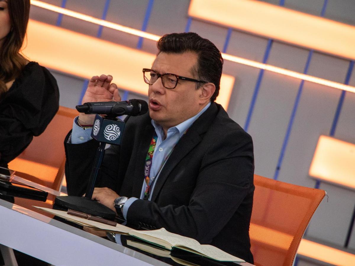 Hollman Morris defiende a RTVC: 'Las víctimas son las homenajeadas, no hacemos apología a la violencia'