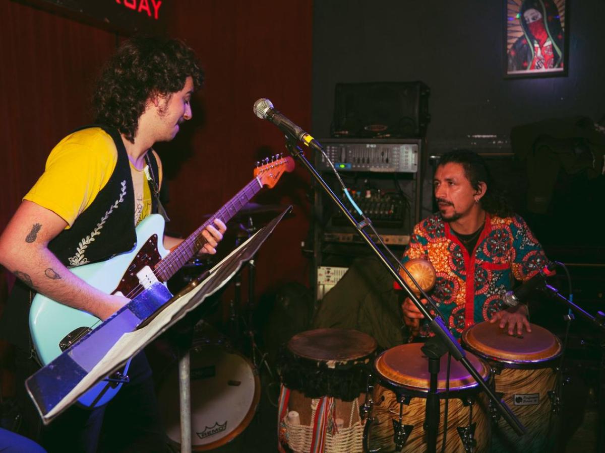 Escucha "Masato", de Sonido Pixelado