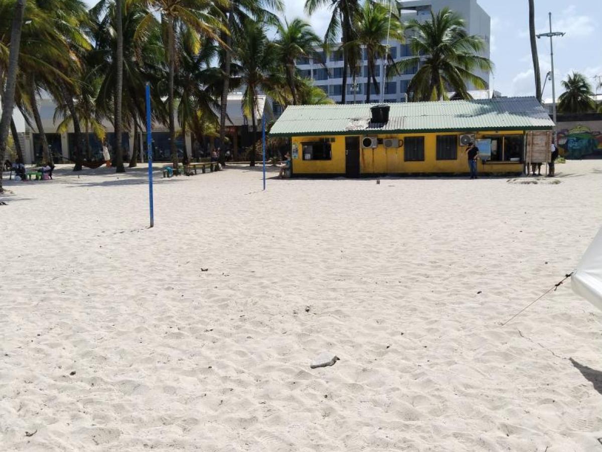 Modernización de Spratt Bight en San Andrés incluye inteligencia artificial, baños nuevos y accesibilidad