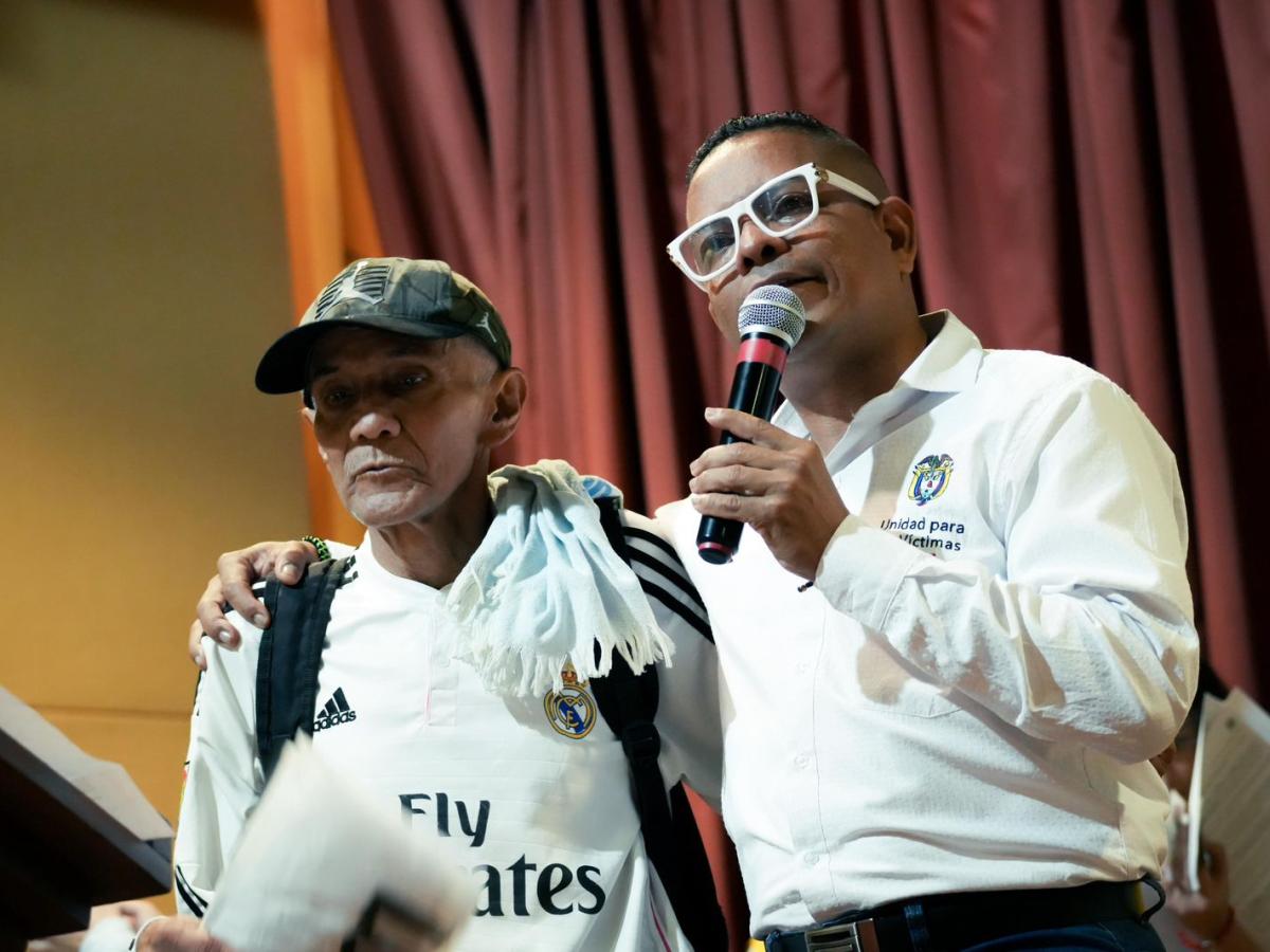 Víctimas del conflicto en Caldas reciben cartas de indemnización: Gobierno resalta reparación integral