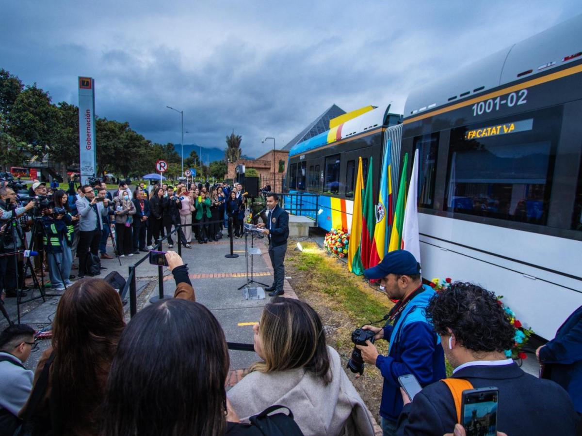 Regiotram de Occidente: primer vagón en Gobernación Cundinamarca 