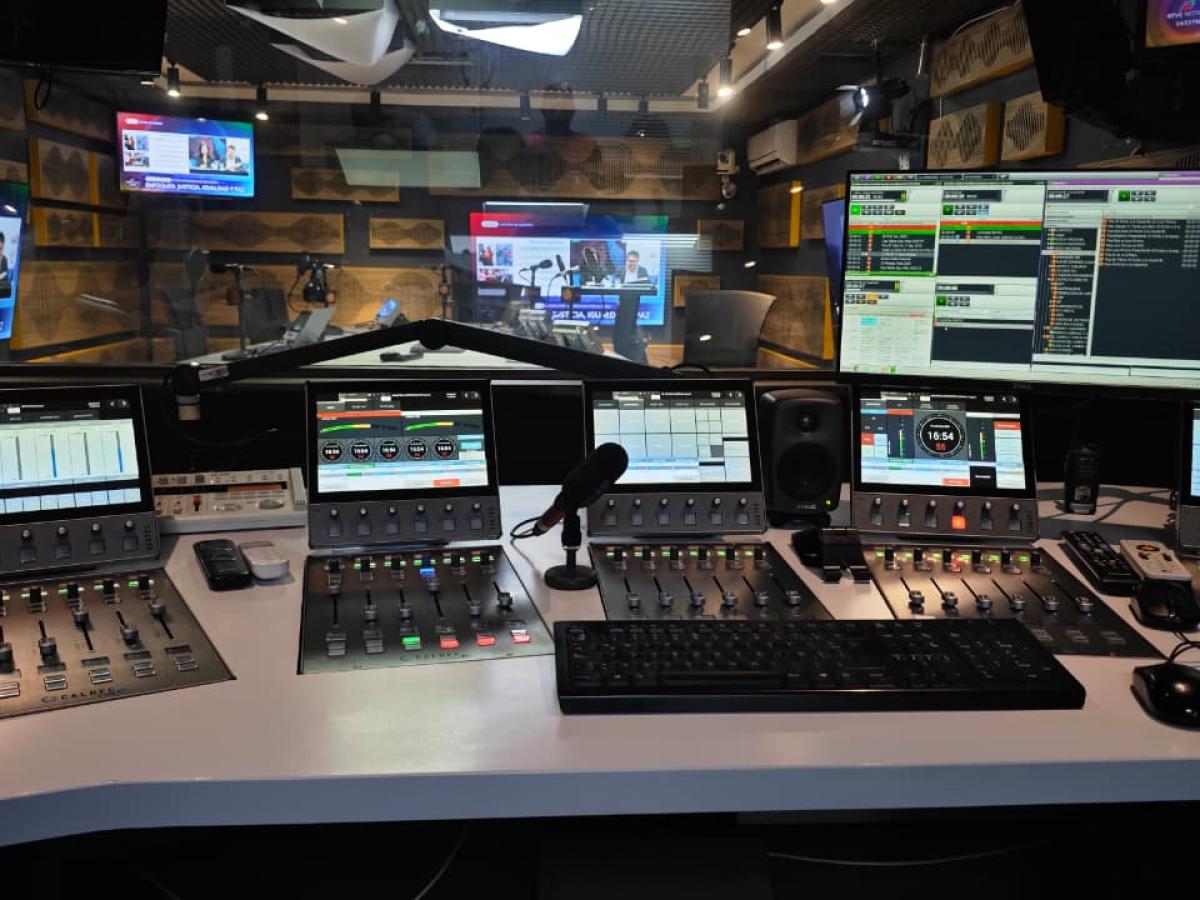 RTVC noticias, Señal Colombia y Radio Nacional de Colombia, líderes de opinión 2025