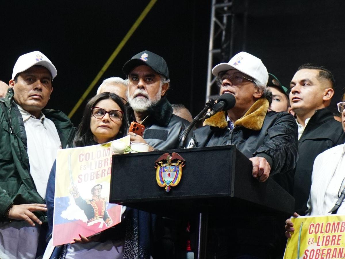 "La defensa fundamental la hace el pueblo": presidente Petro 