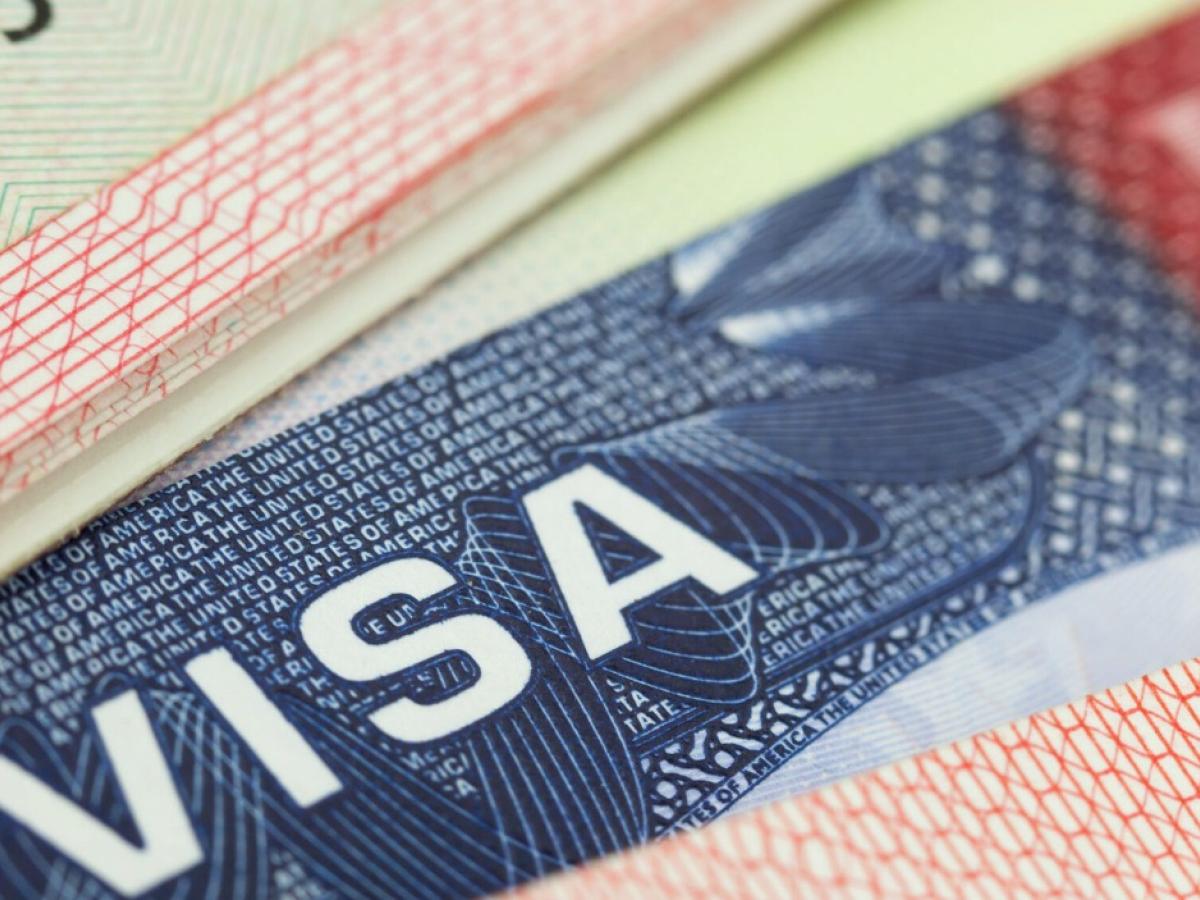 EE. UU. congela tramitación de "visa de inmigrante" para 75 países, entre ellos Colombia 