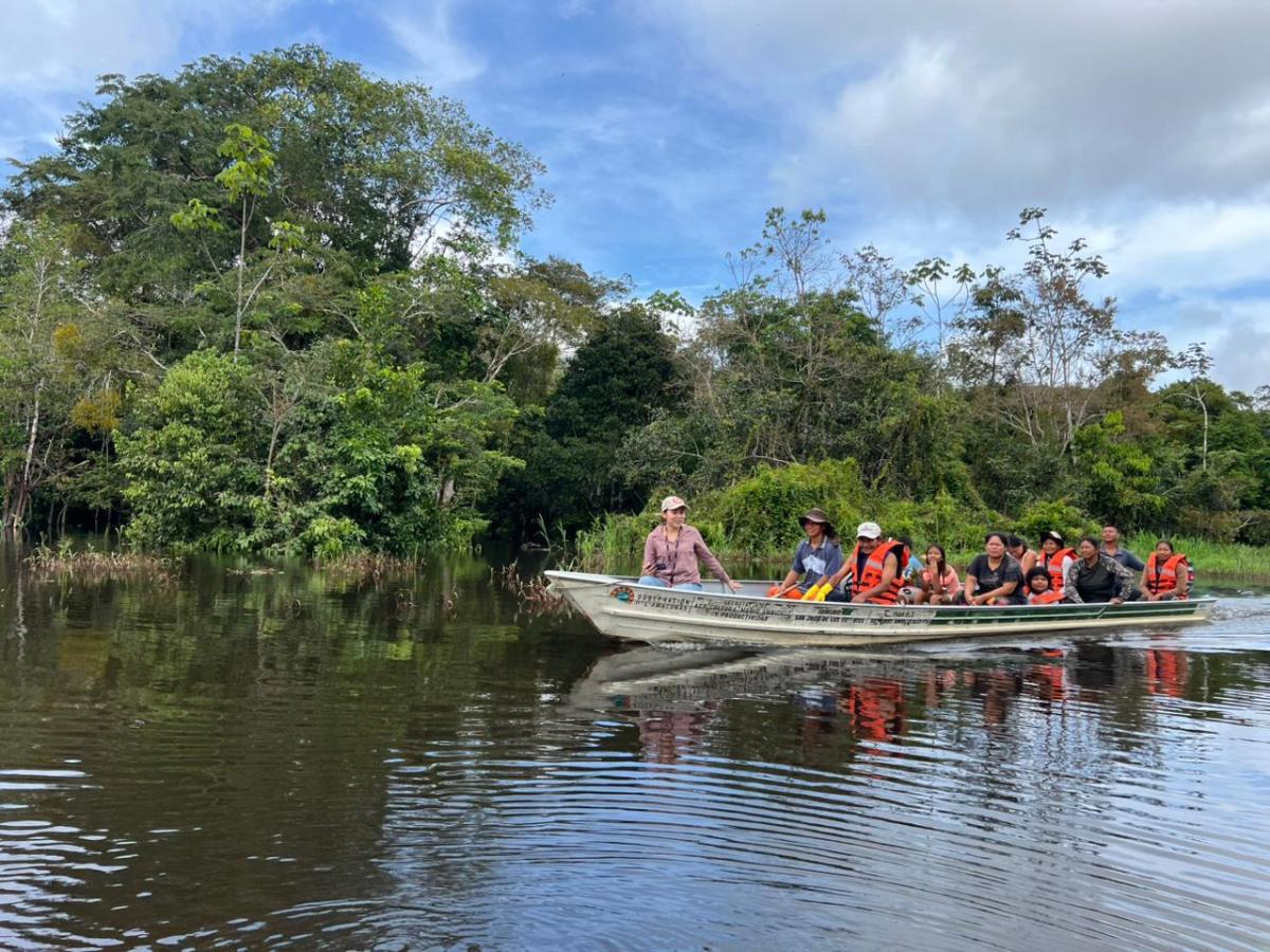 Yahuarcaca: comunidades indígenas protegen el sistema de lagos que abastece de agua a Leticia
