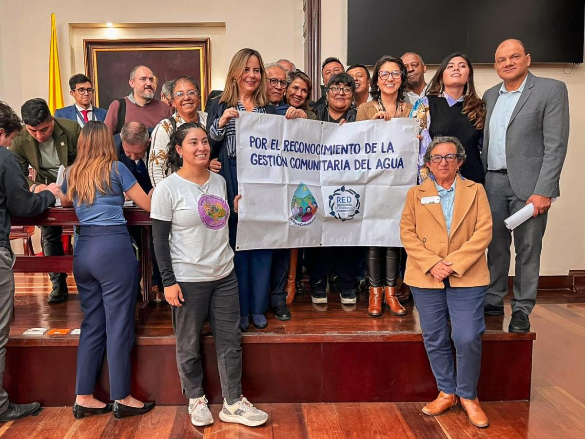 Aprobada ley acueductos comunitarios en Colombia