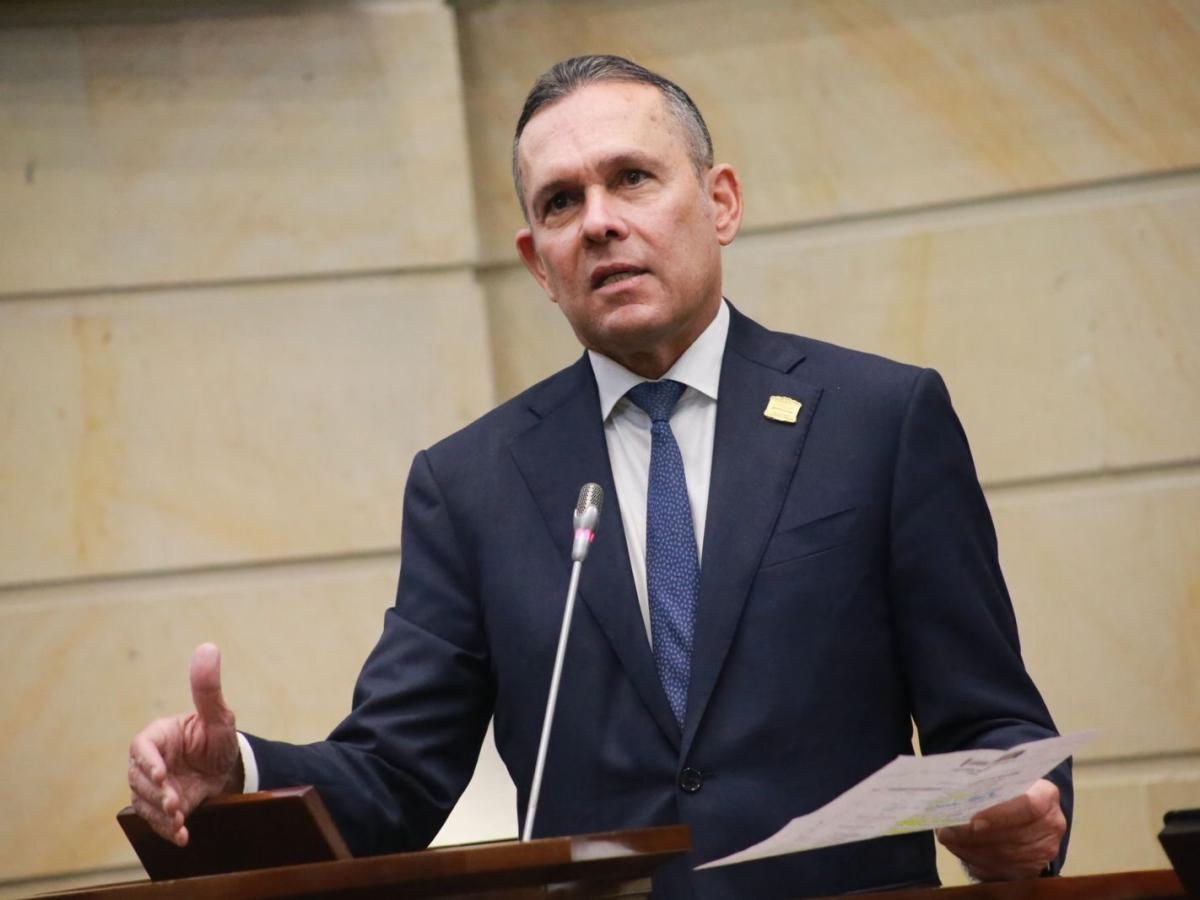 Efraín Cepeda, mencionado en JEP por presuntos nexos con paramilitarismo